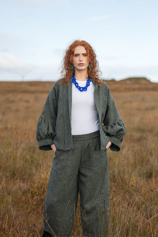 Grá Tweed Cropped Trousers