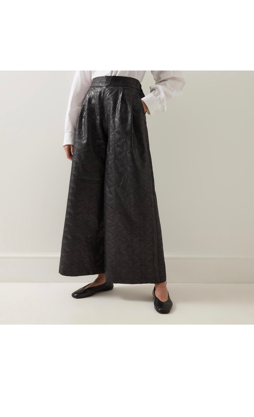 Onyx Embossed Trousers